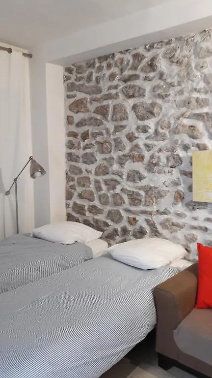 Villa Des Iris Париж Гостевой дом