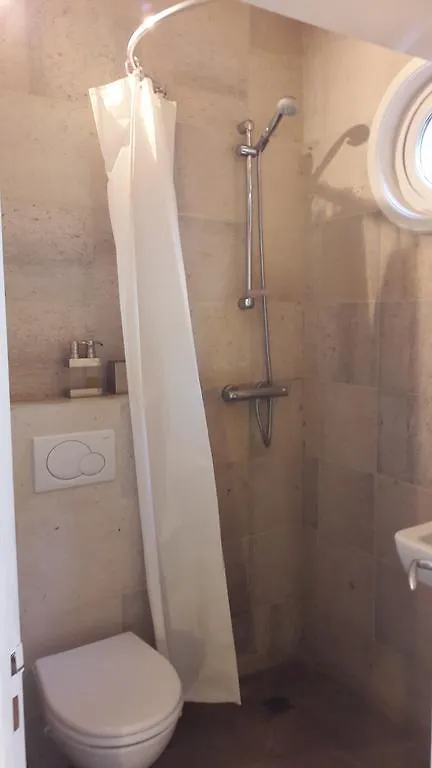 Гостевой дом Villa Des Iris Париж Франция